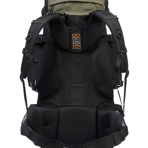 Amazon Basics Internal Frame Hiking Backpack with Rainfly Going Cheap. - Picture 6 of 7